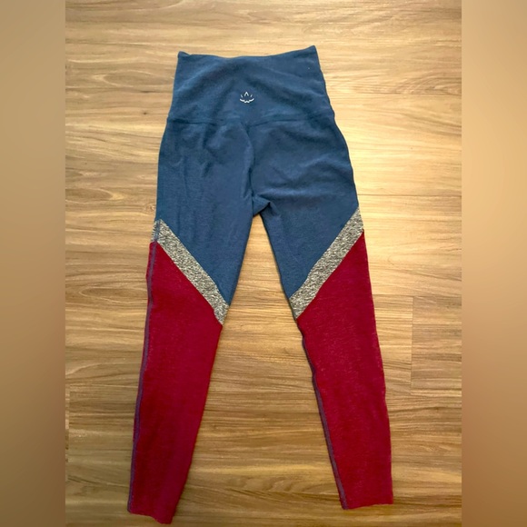 Beyond Yoga Tri-Panel Spacedye High-Waisted Midi Leggings - Women's size XS - Picture 2 of 6